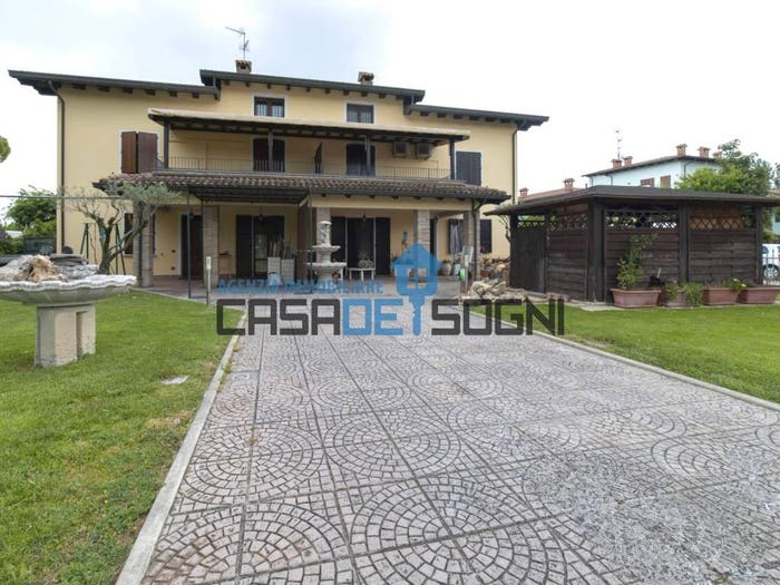 Casa con 6 locali in vendita in Vicolo Vecchio, Ponte Nuovo Madonna dell'Albero, Ravenna