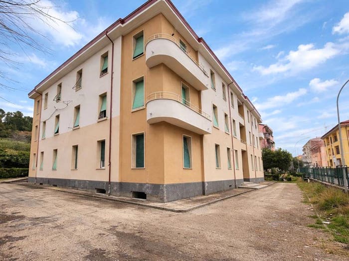 Appartamento con 6 locali in vendita in Viale Marcello Federici, Ascoli Piceno