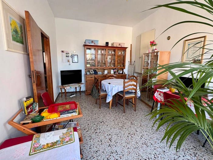 Appartamento con 6 locali in vendita in Piazza Aurelio Saliceti, Centro, Mosciano Sant'Angelo