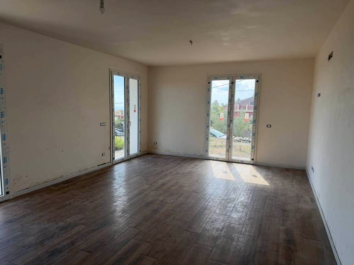 Casa con 6 locali in vendita in Via Cantagallo, Aci Sant'Antonio