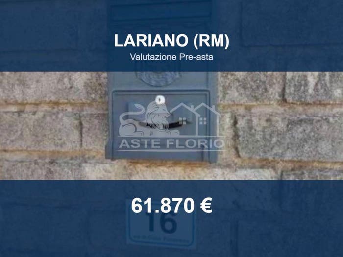 Appartamento con 6 locali in vendita in Via Colle Fiorentino, Centro, Lariano