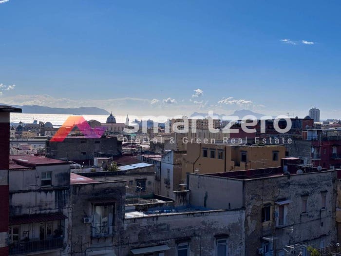 Appartamento monolocale in vendita in Salita Moiariello, San Carlo All'Arena, Napoli