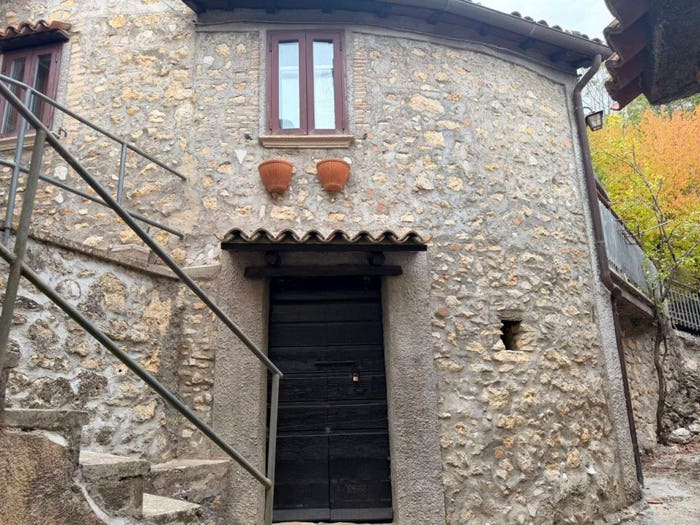 Casa trilocale in vendita in LOCALITA' VILLA CAPITA, Poggio Bustone