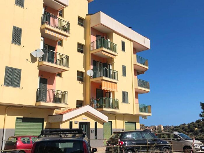 Appartamento bilocale in vendita in Via Acqua Di Vale, CoriglianoRossano