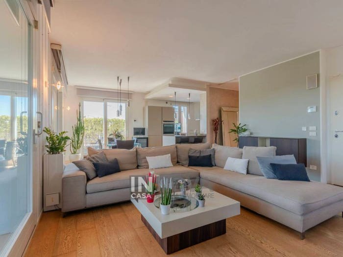 Casa quadrilocale in vendita in Via Francesco Barbiero, Centro, Mogliano Veneto