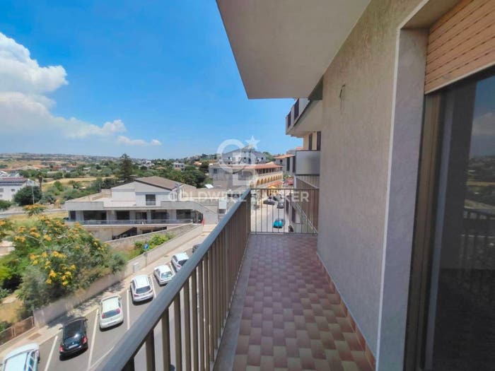 Appartamento con 6 locali in vendita in Via Risorgimento, Modica Sorda, Modica