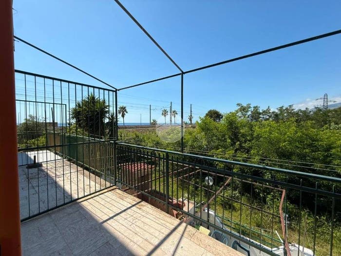 Appartamento bilocale in vendita in Via Marinella, Torremezzo Di Falconara, Falconara Albanese