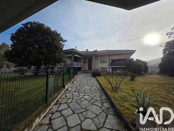 Appartamento quadrilocale in vendita in Via Angelo Barengo, Castellamonte