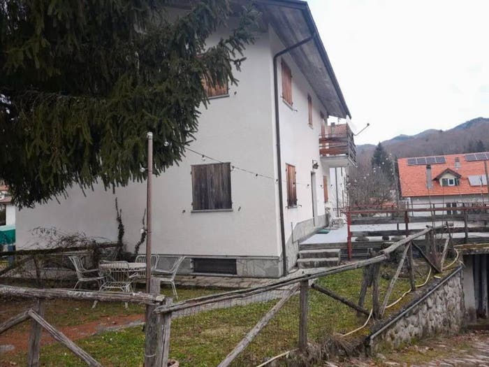 Casa con 5 locali in vendita in Via Stretta No Number, Centro, Fontanigorda