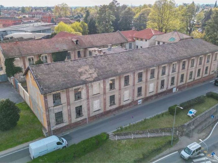 Casa con 6 locali in vendita in Centro, Oleggio