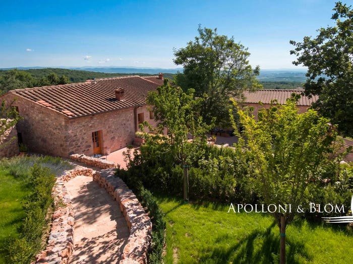 Casa con 6 locali in vendita in Strada del pian del Lago, Agostoli Montalbuccio, Siena