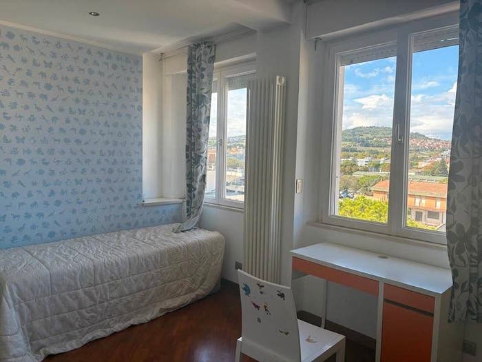 Appartamento quadrilocale in vendita in Le Grazie, Ancona