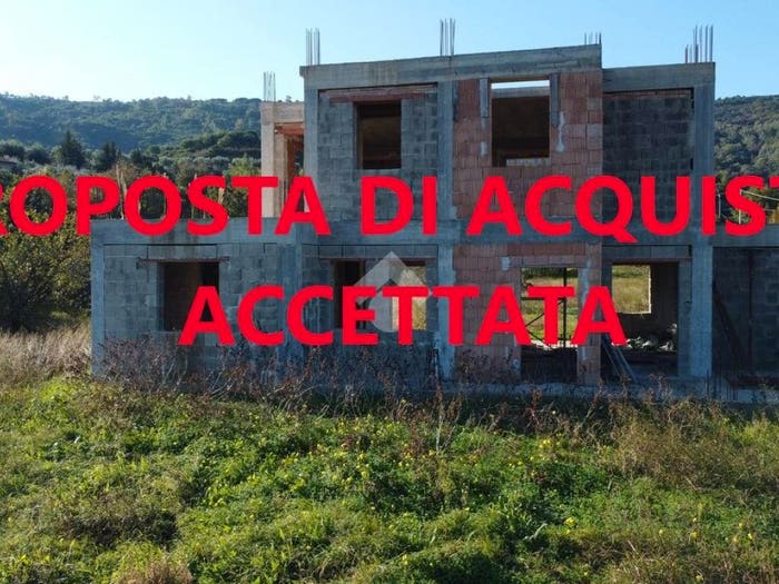 Casa con 6 locali in vendita in Località Cenito, Castellabate