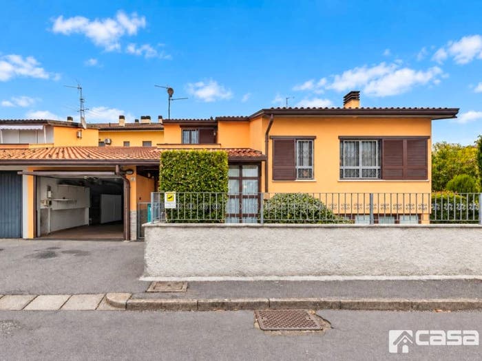 Casa quadrilocale in vendita in Via Primo Levi, Pagazzano