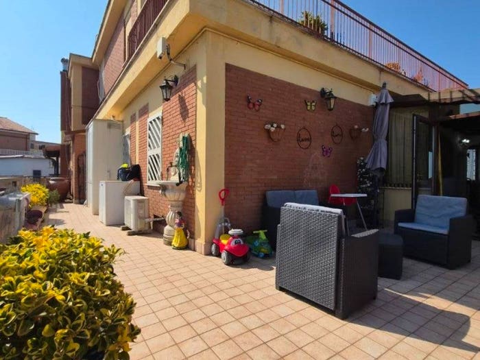 Appartamento trilocale in vendita in Via Friuli, Cecchina, Albano Laziale
