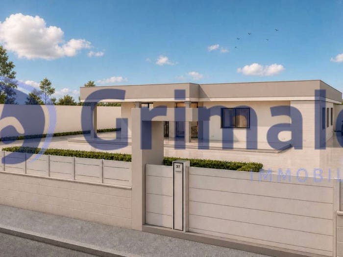 Casa con 6 locali in vendita in Via Vernole, Partigiani Fondone, Lecce