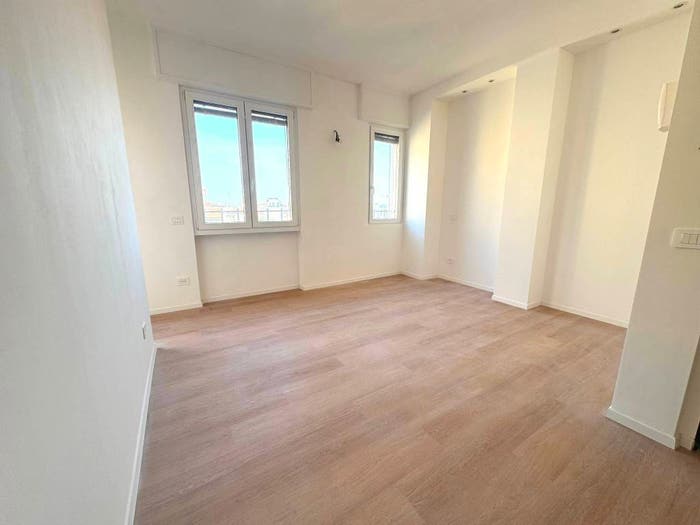 Appartamento trilocale in vendita in Viale Certosa, Ghisolfa Mac Mahon, Milano