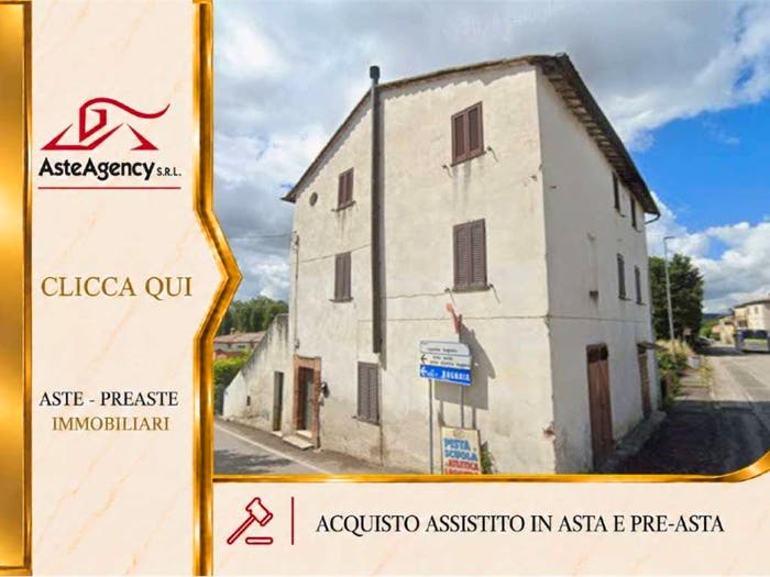 Appartamento con 5 locali in vendita in Str Capanne snc, Castel del Piano Pila, Perugia