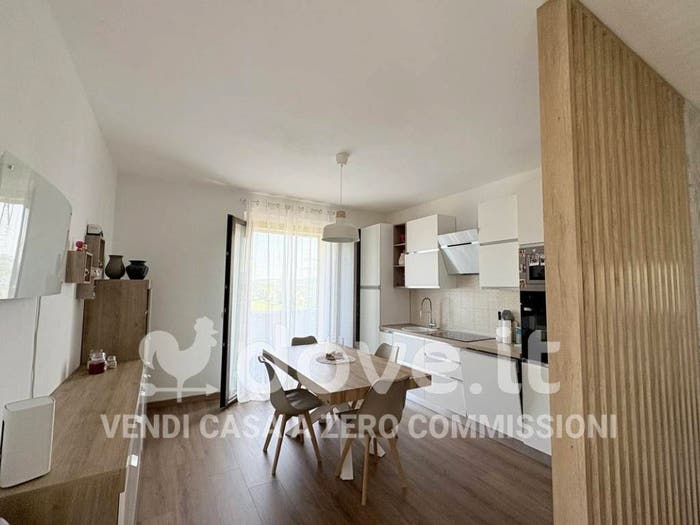 Appartamento quadrilocale in vendita in Via Cassia Aurelia I, Chiusi Scalo, Chiusi