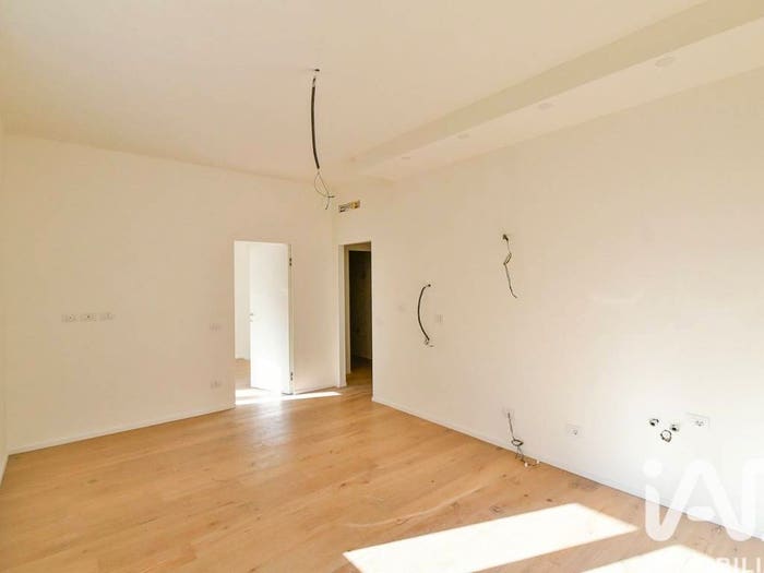 Appartamento trilocale in vendita in Via bergamo, Montenero, Milano