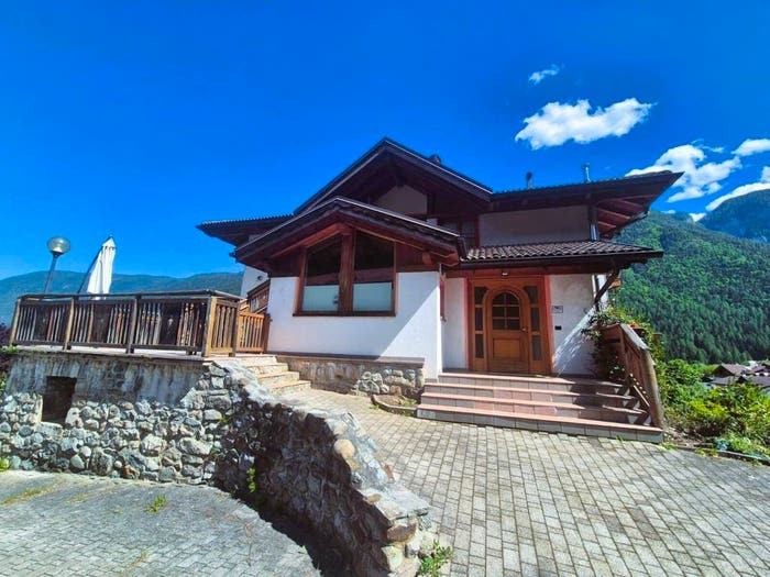Casa bilocale in vendita in Via Nazionale, Croviana