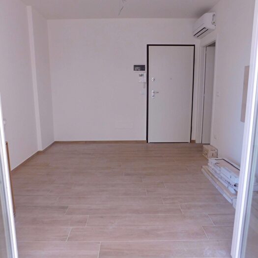 Appartamento trilocale in vendita in Via Giolitti, Tortoreto