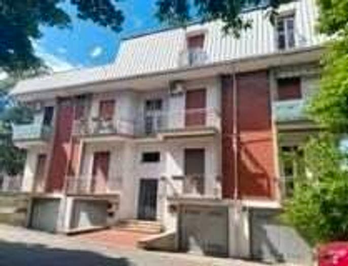 Appartamento con 5 locali in vendita in Via Milano, Centro, Fermignano