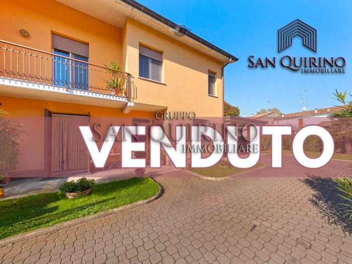 Casa con 5 locali in vendita in viale silvio pellico, Centro, Reggiolo