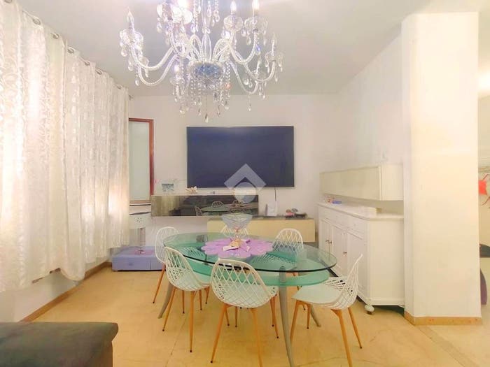 Appartamento con 5 locali in vendita in Via Sant'Agata, Centro Storico, Ravenna