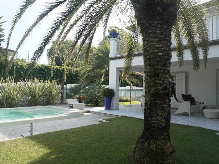 Casa con 5 locali in vendita in Centro, Forte dei Marmi