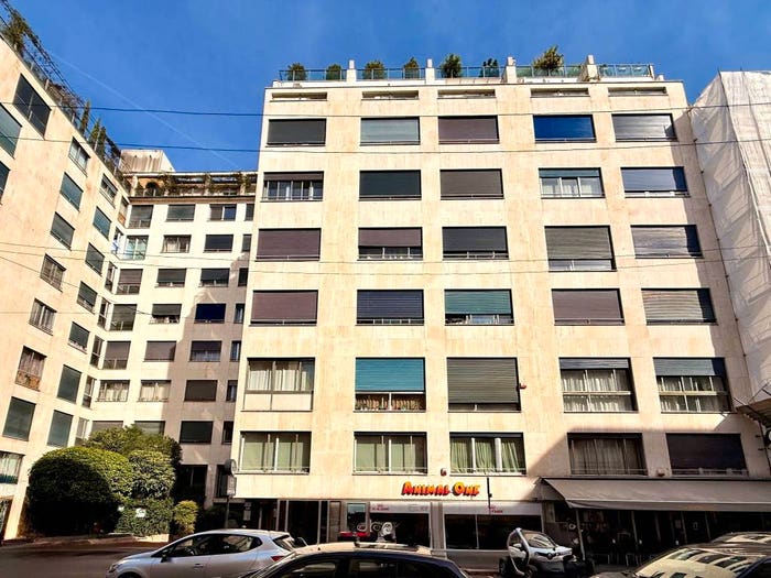 Appartamento bilocale in vendita in Corso di Porta Nuova, Turati, Milano
