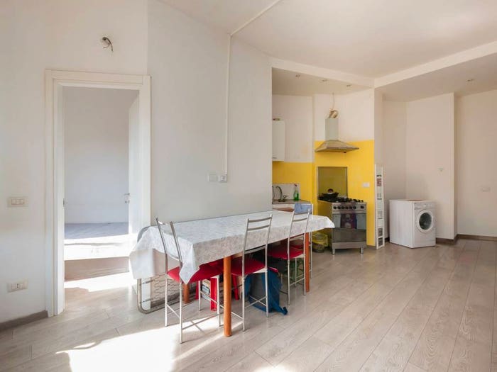 Appartamento trilocale in vendita in Via Ernesto Teodoro Moneta, Affori, Milano