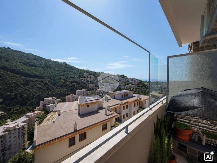 Appartamento quadrilocale in vendita in Via GRASSO, Apparizione, Genova