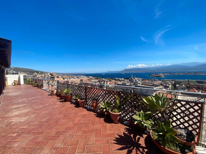 Casa bilocale in vendita in Via Beata Eustochia, Principe Umberto, Messina