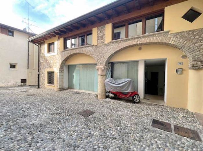 Appartamento bilocale in vendita in Via Fontane, Montinelle, Manerba del Garda