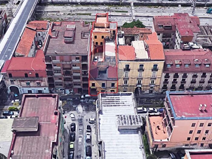 Appartamento con 6 locali in vendita in via Verdi, Reggia di Caserta, Caserta