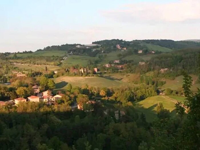 Casa con 6 locali in vendita in Strada Provinciale delle Cesane, San Donato, Urbino