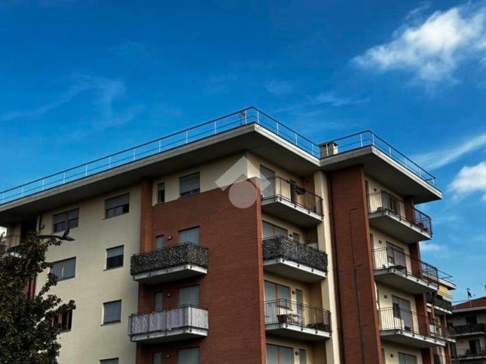 Appartamento trilocale in vendita in Corso Francia, San Paolo, Rivoli