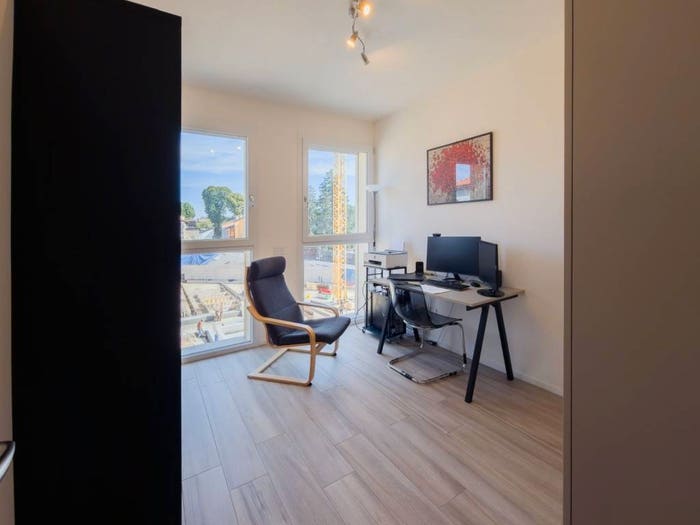Appartamento quadrilocale in vendita in Via Francesco Belinzoni De Maestri, Centro, Cantello