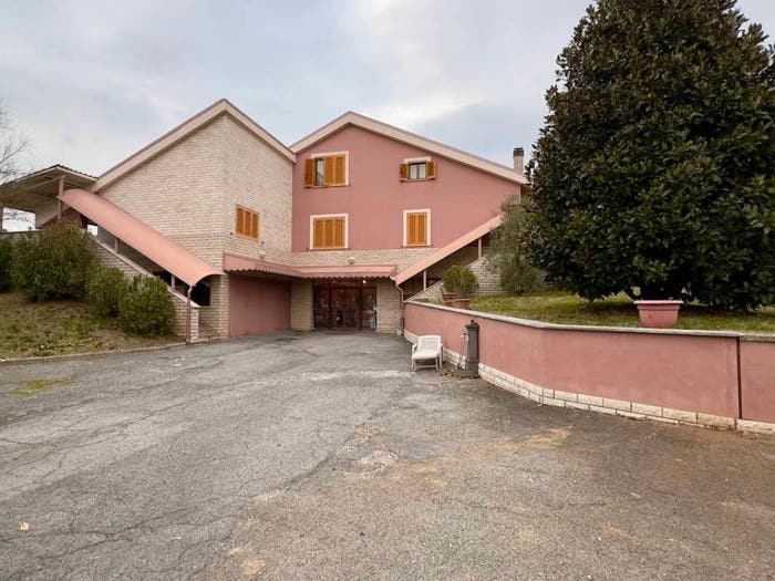 Casa con 6 locali in vendita in Via San Tommaso d'Aquino, Via Latina Iv Km, Colleferro