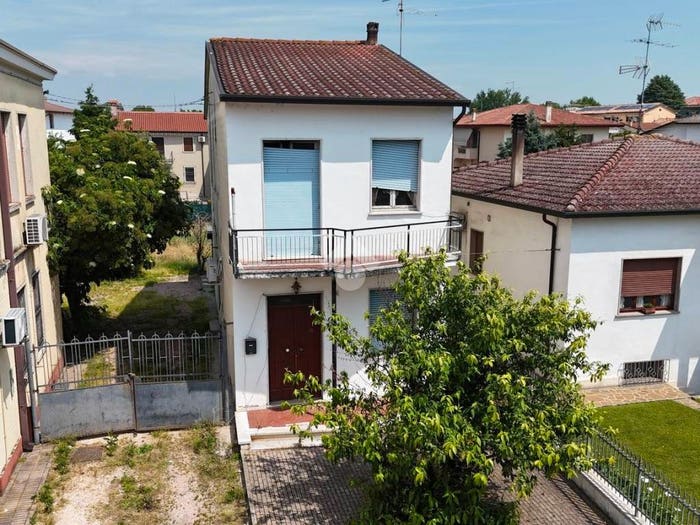 Casa trilocale in vendita in Via venti settembre, Centro, Ronco all'Adige
