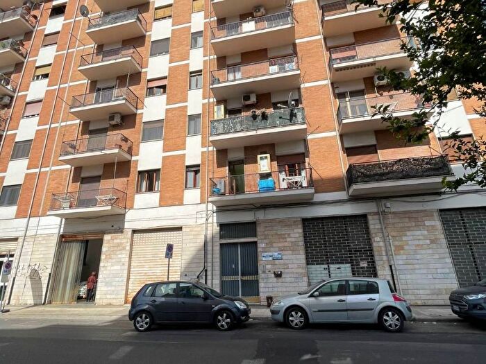 Appartamento quadrilocale in vendita in Via Reggio Calabria, Popilia Vagliolise, Cosenza
