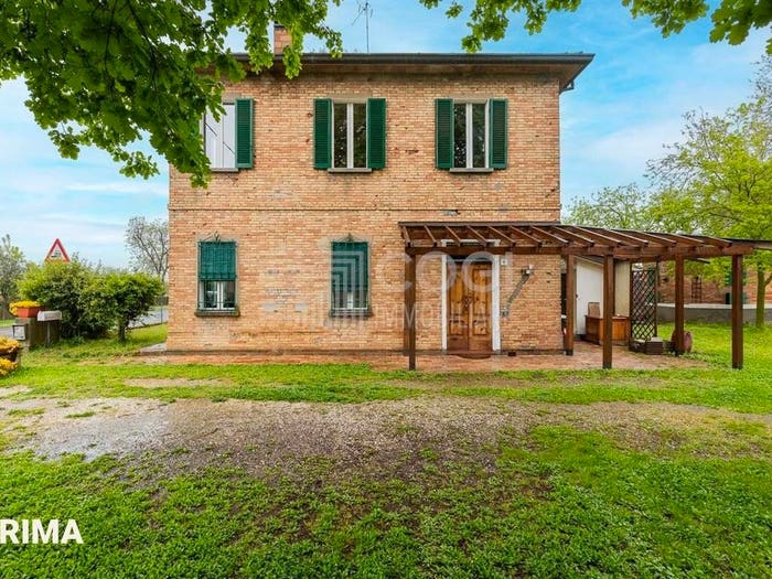 Casa quadrilocale in vendita in Via Provinciale Maiano, Centro, Fusignano
