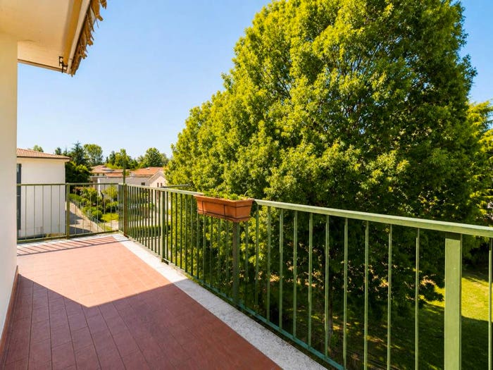 Appartamento quadrilocale in vendita in Via Maggio, Centro, Carbonera
