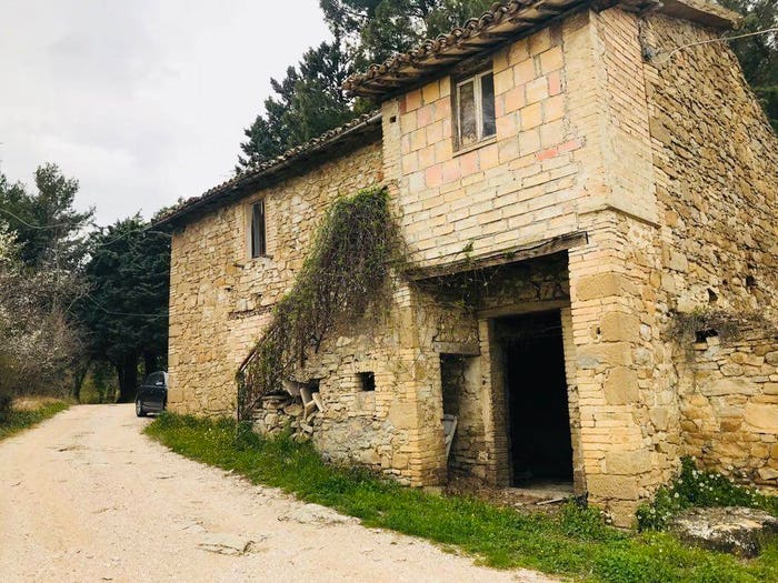 Casa quadrilocale in vendita in Località Pontegrande, Porziano Pian della Pieve San Presto, Assisi