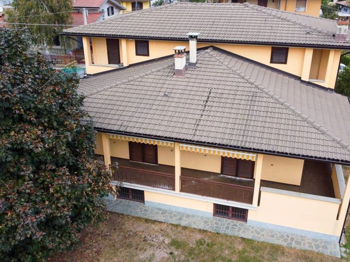 Casa con 5 locali in vendita in Via Dispersi in Russia, Margarita