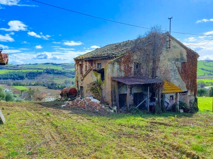 Casa con 6 locali in vendita in Via Domenico Giorgini, Centro, Corinaldo