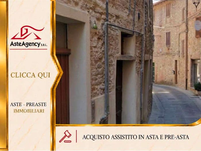 Appartamento con 6 locali in vendita in Via Roma, Centro, Piegaro