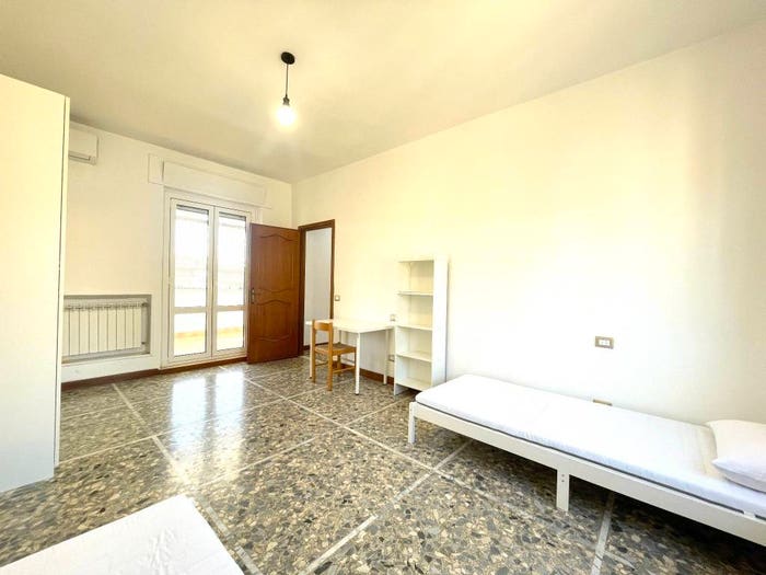 Appartamento trilocale in affitto in Via Pietro Ruga, Pigneto, Roma