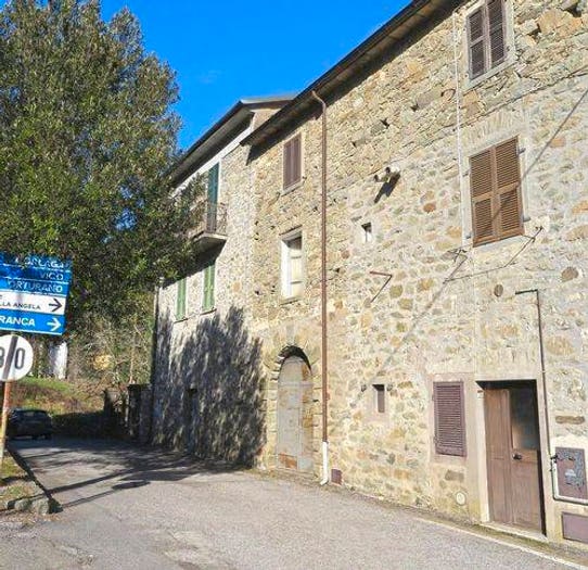 Casa con 6 locali in vendita in Via Lunigiana, Centro, Bagnone